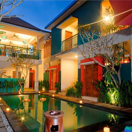 The Green Zhurga Suite Kerobokan Buitenkant foto